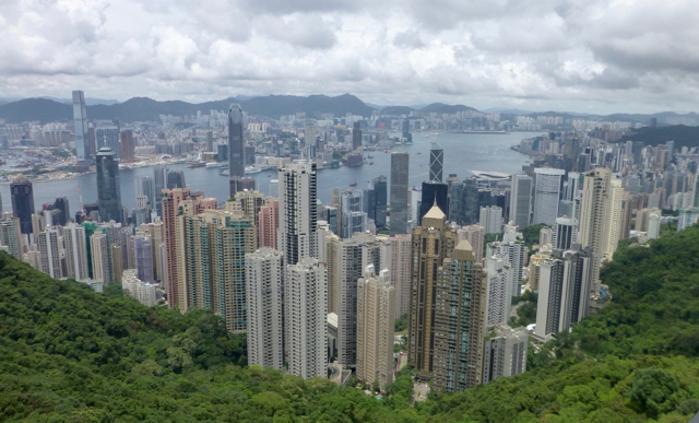 Hong-Kong-Skyline-from-victoria-peak